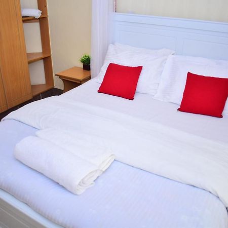 Elegant Comfy Rooms- Jkia ไนโรบี ภายนอก รูปภาพ