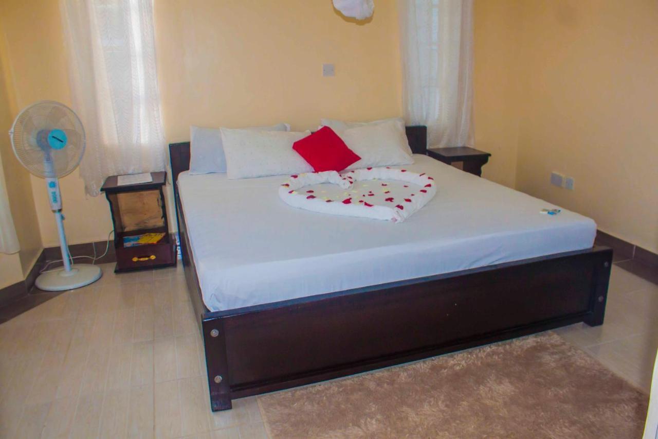 Elegant Comfy Rooms- Jkia ไนโรบี ภายนอก รูปภาพ