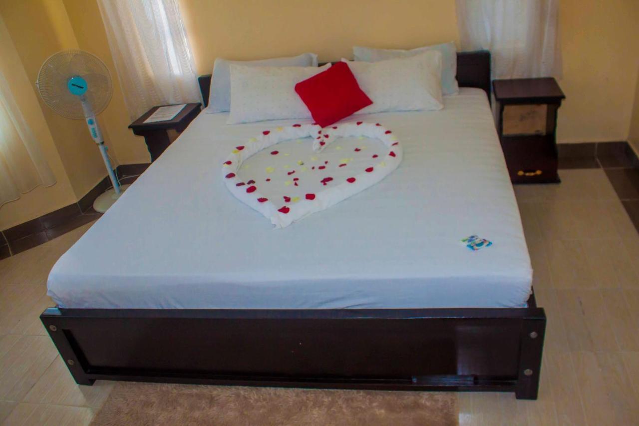 Elegant Comfy Rooms- Jkia ไนโรบี ภายนอก รูปภาพ